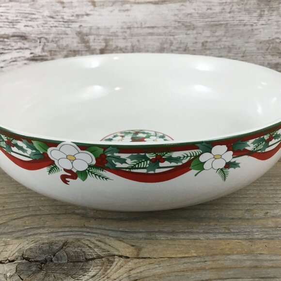 Pfaltzgraff Yuletide Round Vegetable Bowl 8 3/4" X 2 1/4" Christmas-Themed - Picture 3 of 12